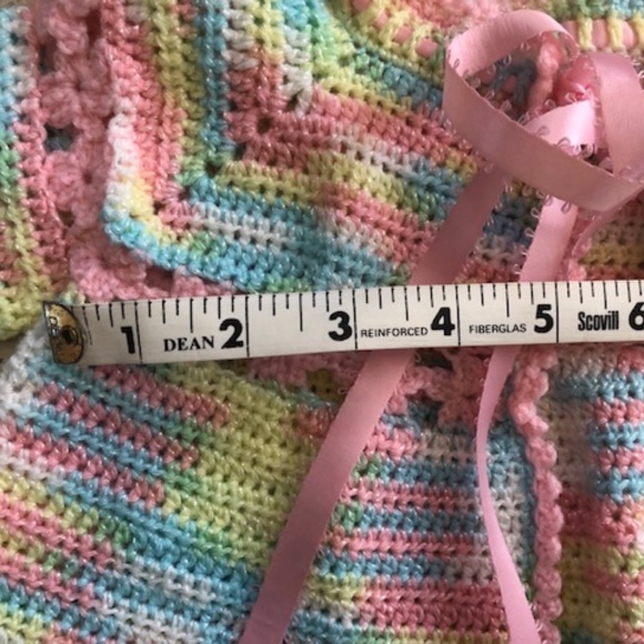 Infant New Born Baby Hand Crotched Sweater & Cap - Picture 5 of 10